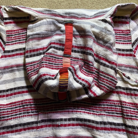 ROXY PONCHO!! - Picture 5 of 5